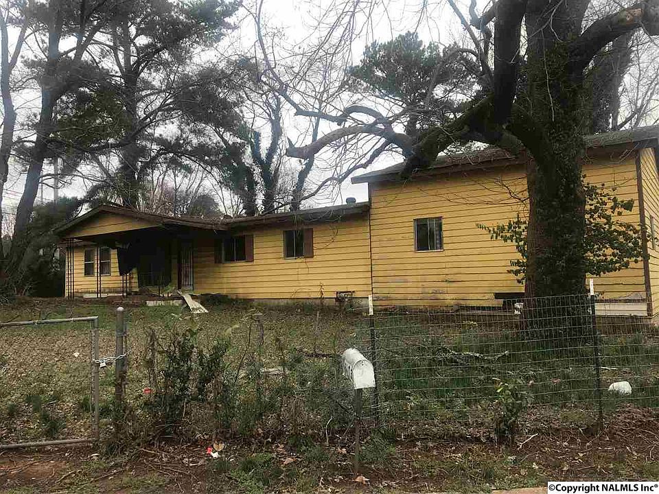 1st image of 900 Mastin Lake Rd NW