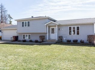 991 W 194th Pl, Chicago Heights, IL 60411