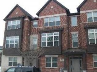 721 N Summit Ln UNIT B, Vernon Hills, IL 60061