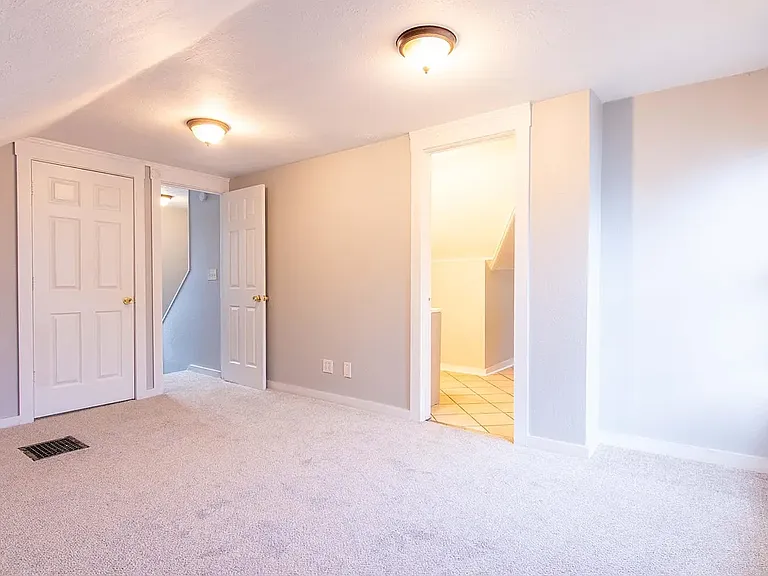 11731 Franklin Blvd #UP — Photo 13