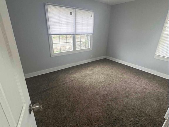 5th image of 1052 Covert Ave