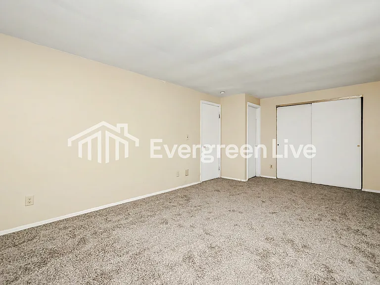 8229 Mount Carmel St — Photo 10