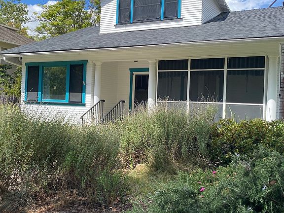 2nd image of 1015 N Indian Hill Blvd