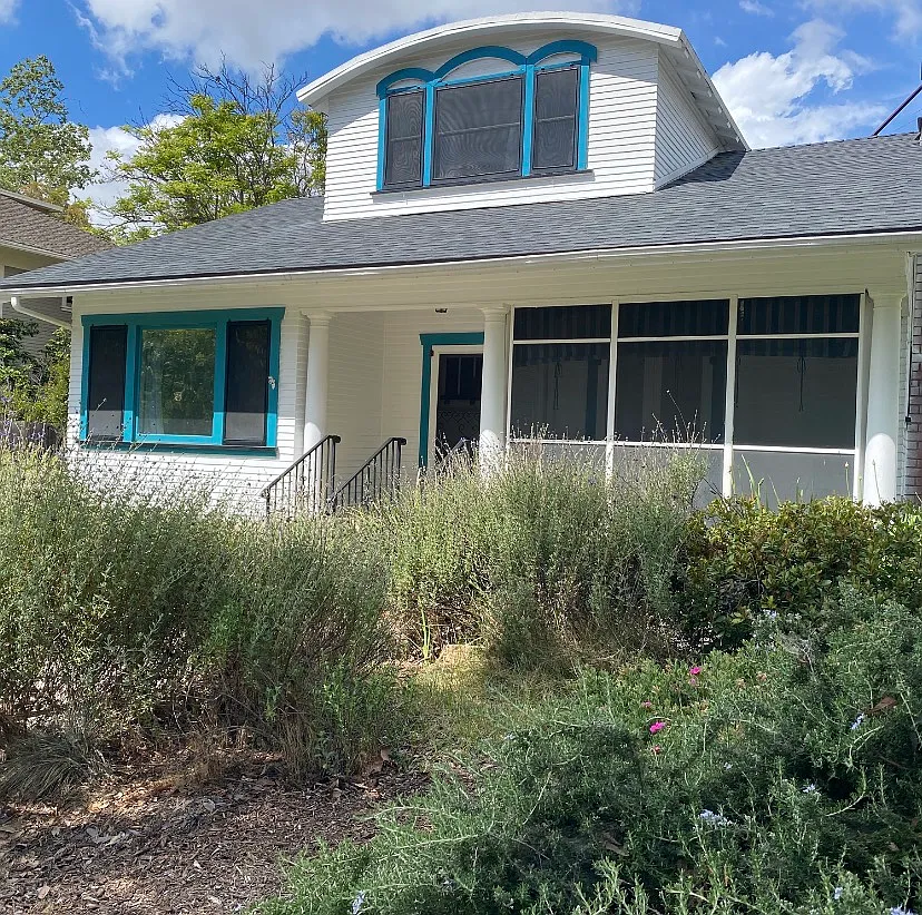 Building Photo - 1015 N Indian Hill Blvd