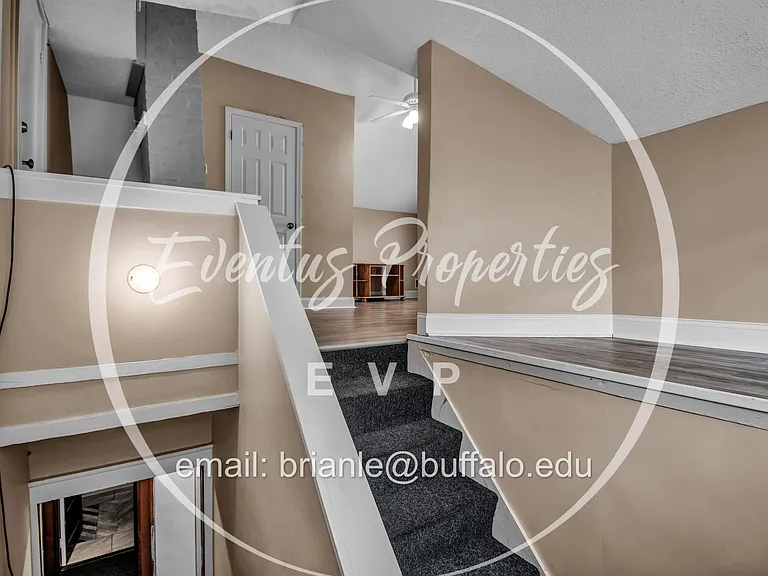153 Winspear Ave #2 — Photo 10