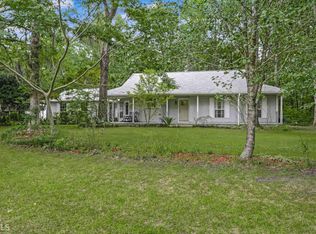255 Oak Hill Cir, White Oak, GA 31568