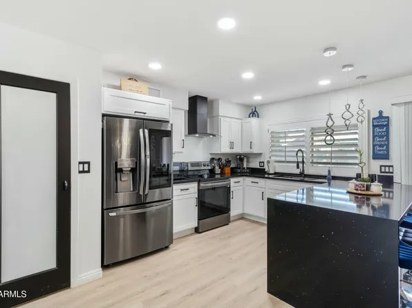 4226 W ROYAL PALM Road, Phoenix, AZ 85051