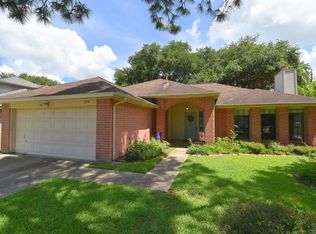 2130 Bennigan St, League City, TX 77573