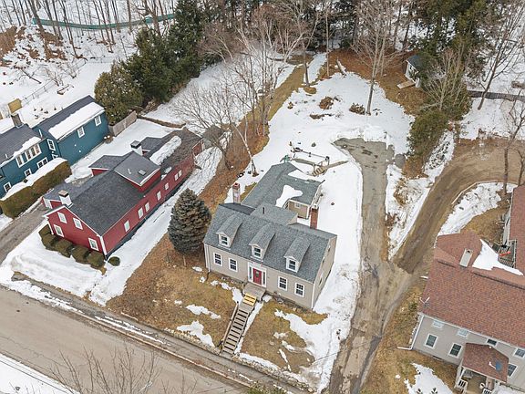 4th image of 7 Spring Street