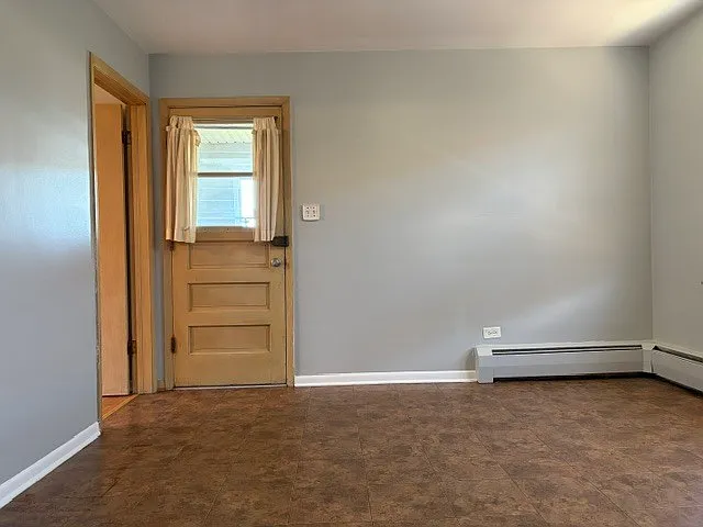 7323 W Higgins Ave #2 — Photo 17