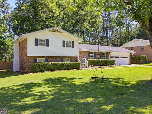 2nd image of 3053 E Ramble Ln