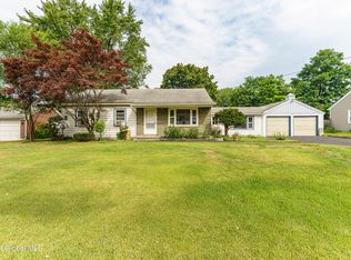 32 Fuller Ter, Albany, NY 12205