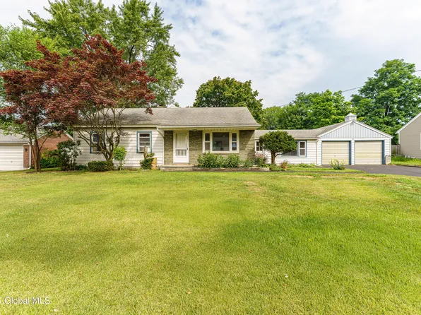 32 Fuller Terrace, Albany, NY 12205