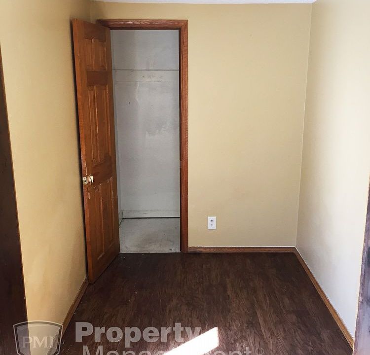 2nd image of 9408 E 23rd St S APT 1E