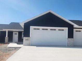 2639 Cornell Ave, Menasha, WI 54952