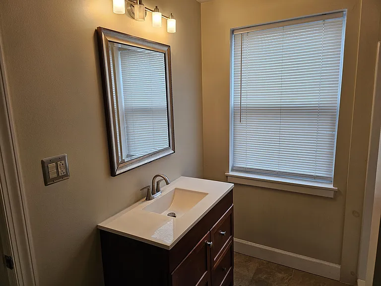 255 Schuyler Ave #327 — Photo 10