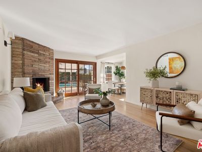 15016 Archwood St, Van Nuys, CA, 91405