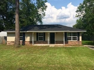 138 White Pine Ct, Moncks Corner, SC 29461