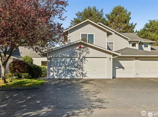 Park Pointe Townhomes, Everett, WA 98204