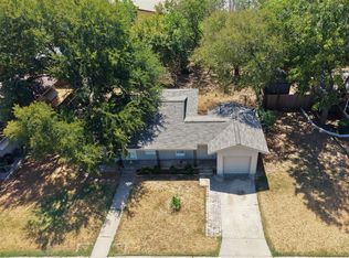 424 E Ellen Ave, Hurst, TX 76053
