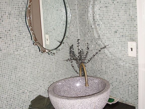 5th image of 801 W End Ave APT 1D