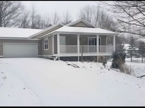 6391 Daniel Dr, Saugatuck, MI 49453