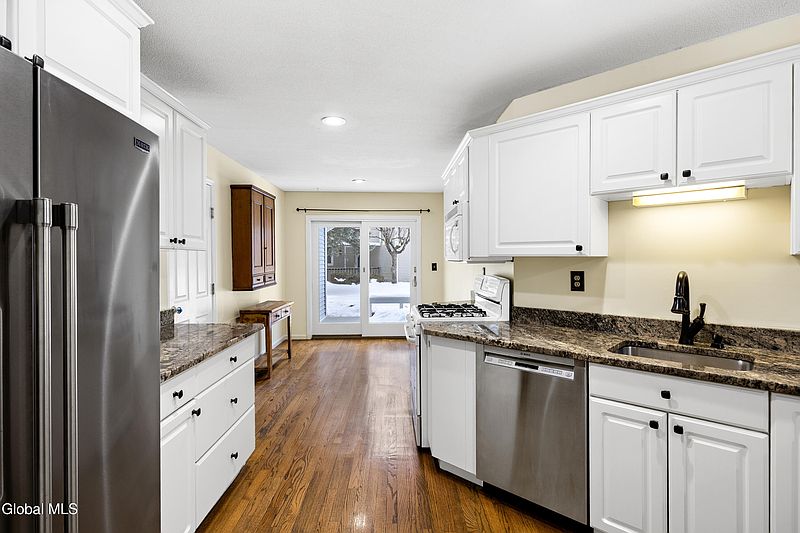 4th image of 73 Pepper Lane