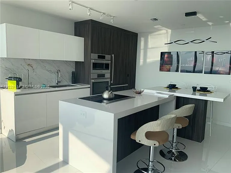 851 NE 1st Ave #3404 — Photo 3