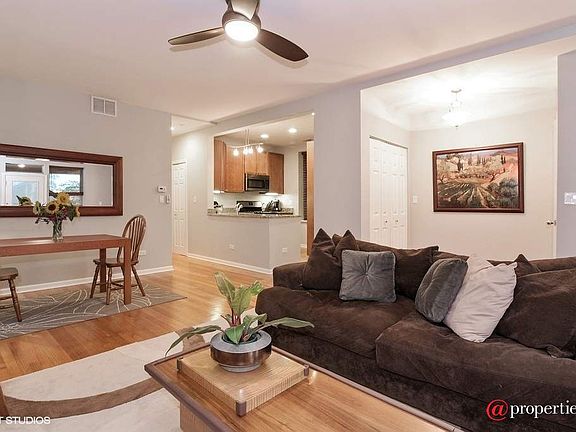 Living Room / Dining Room