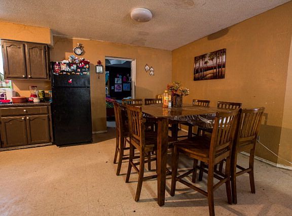 3rd image of 2705 Lissner Ave