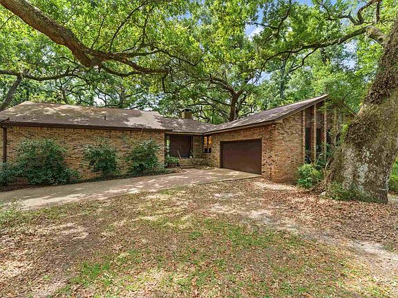 2nd image of 5760 Avenida Real