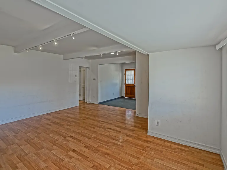 4541 W 172nd St #1A — Photo 38