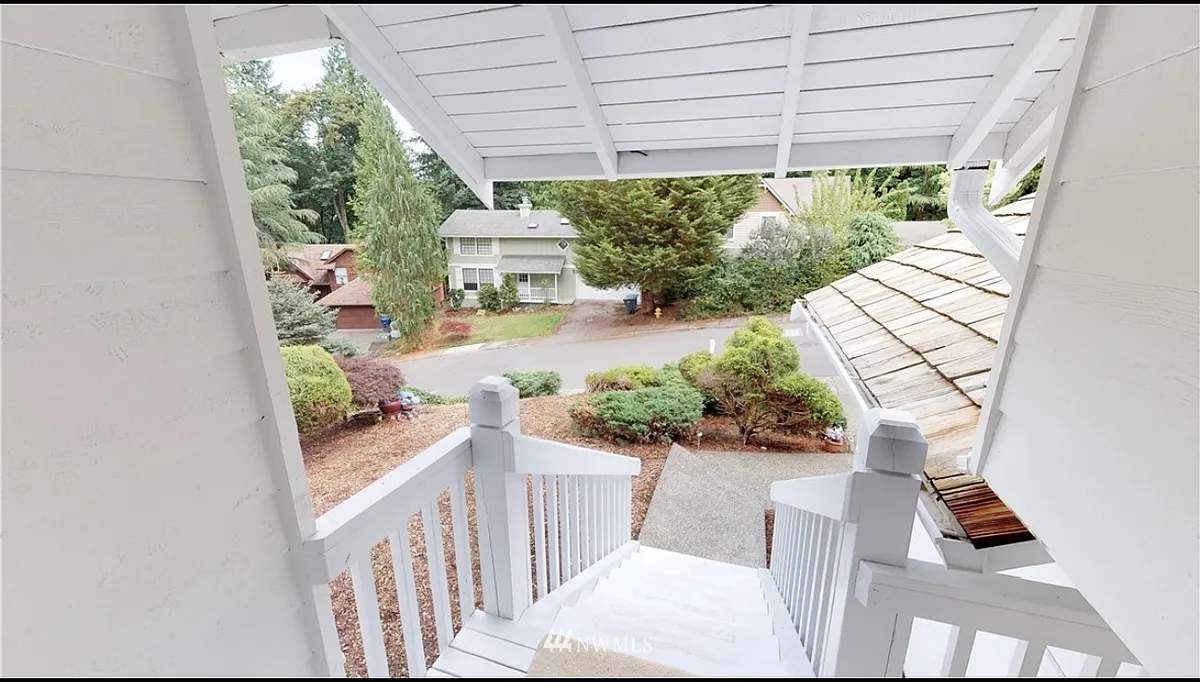 Building Photo - 3843 166th Ave SE #1
