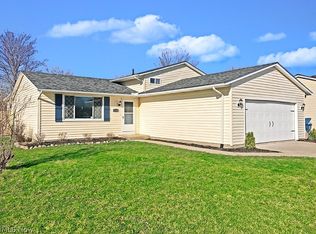 5209 Manchester St, North Ridgeville, OH 44039