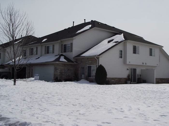 Nice End Unit w/Big Yard