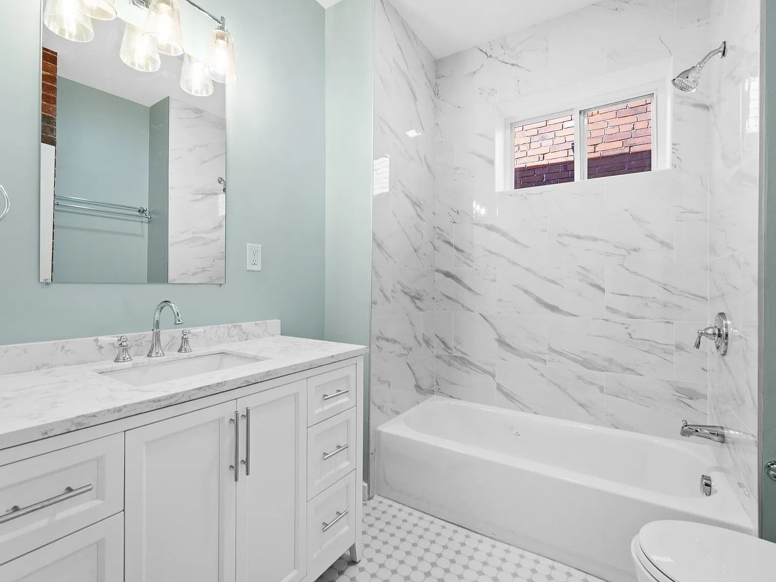 1 bed, 1000 sqft, $1,750 — Photo 3