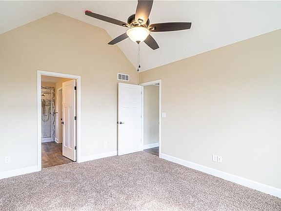2nd image of 10 Antelope Cir