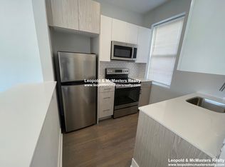 21 Queensberry St #14, Boston, MA 02215