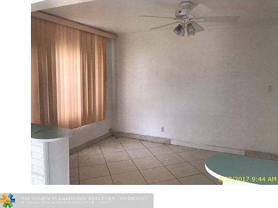 4th image of 2451 NW 16th Ct