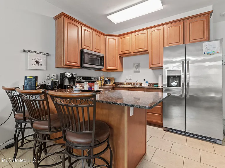 1270 Century Oaks Dr #B — Photo 6