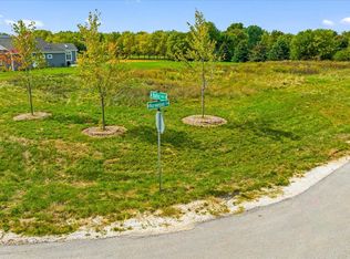 W348N6607 Baltic Pass, Oconomowoc, WI 53066