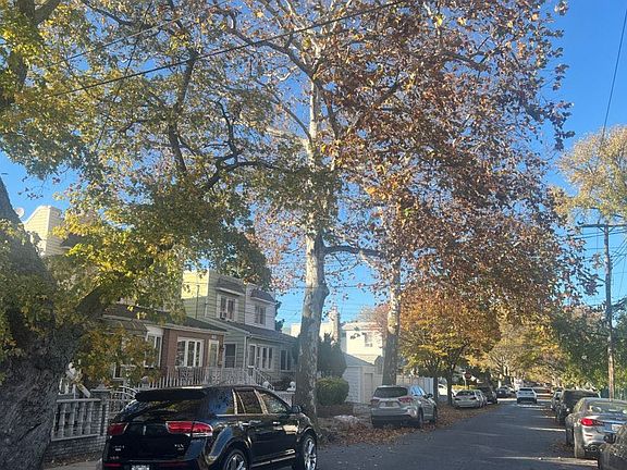 4th image of 1373 E 55th St
