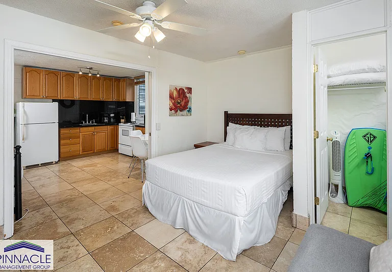 240 Liliuokalani Ave #401 — Photo 7