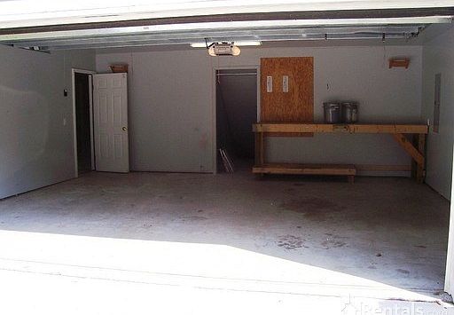 4th image of 1805 Liz Ln NE