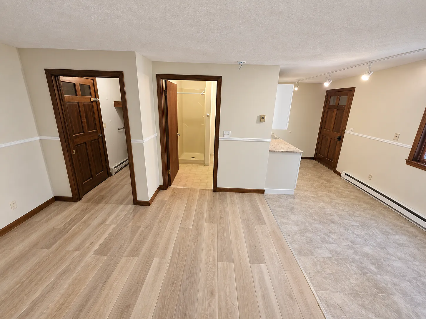 Studio, 400 sqft, $1,395 — Photo 4
