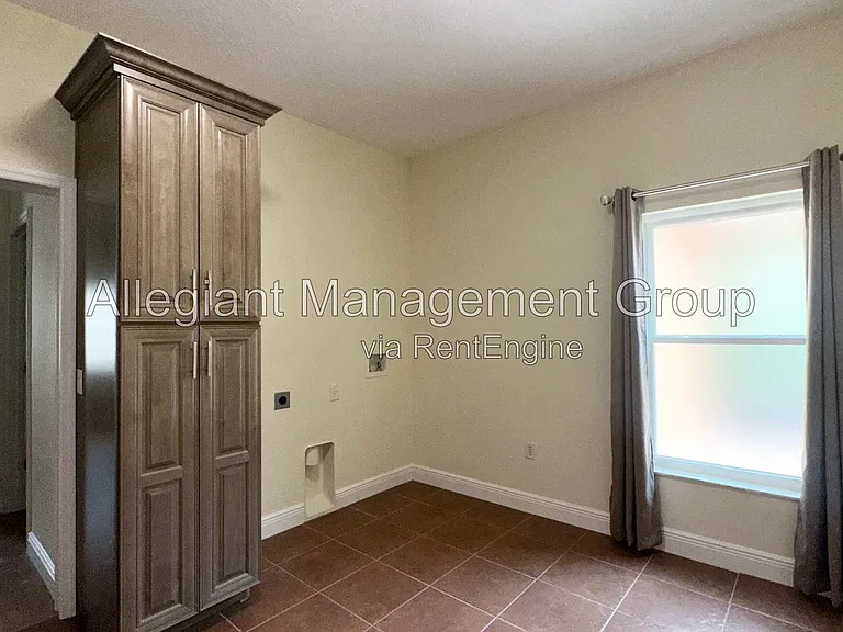 1287 Glendora Rd N — Photo 51