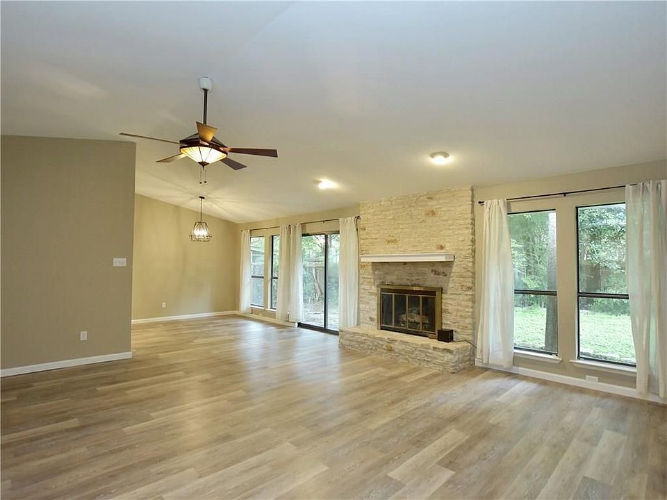 1st image of 6206 Sun Vista Dr
