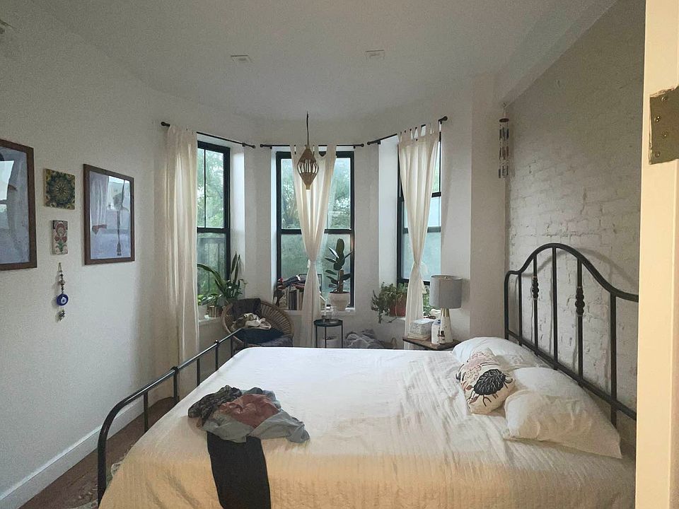 1st image of 140 Martense St #2F