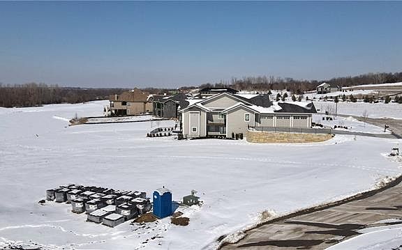 4th image of 16012 Saint Andrews Ct