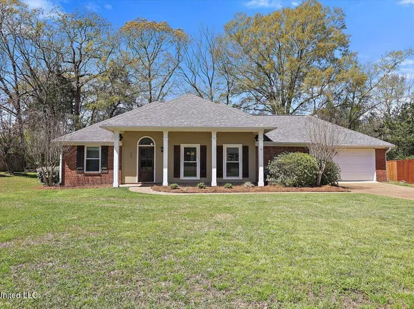 443 Hemlock Dr, Flowood, MS 39232